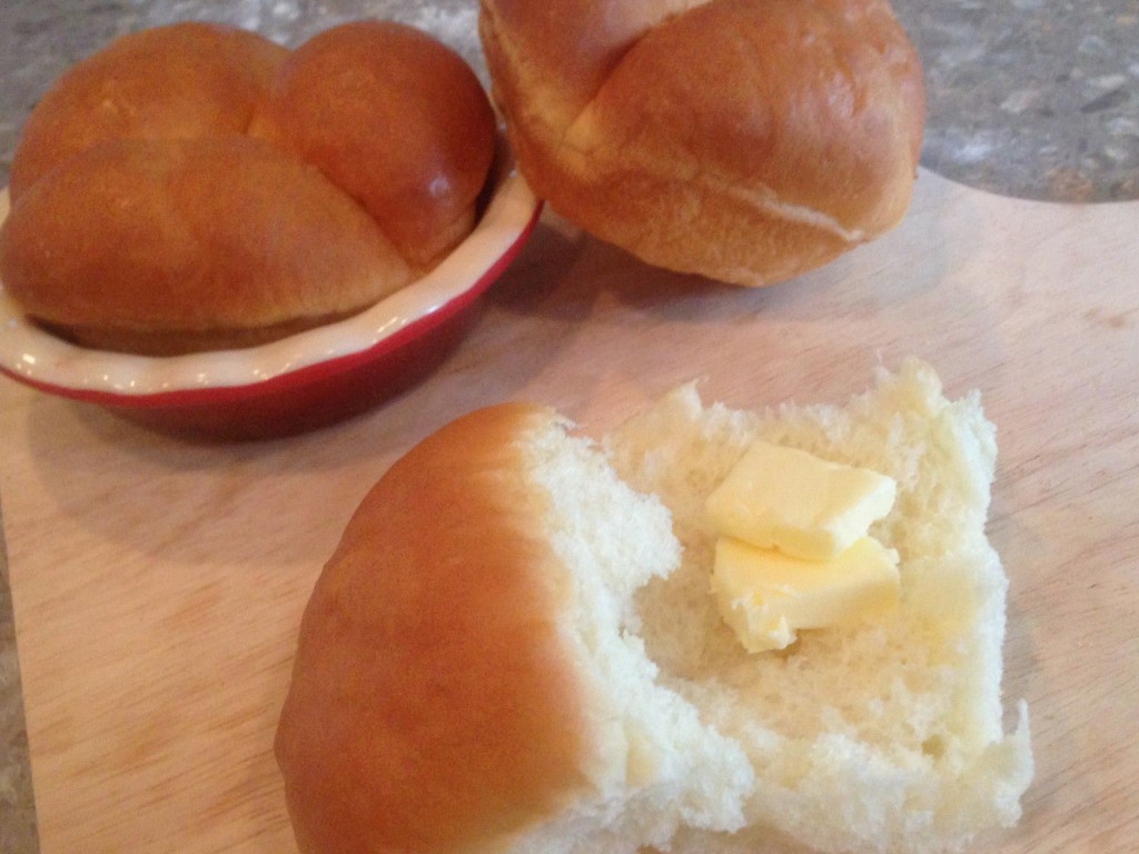 Light and Fluffy Dinner Rolls